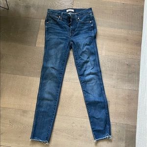 3 pairs of 9’ high rise skinny jeans